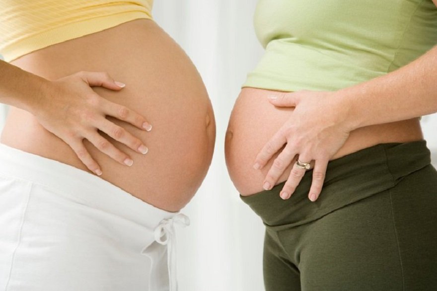 Hình dáng bụng cũng là một cách đoán giới tính em bé trong bụng
